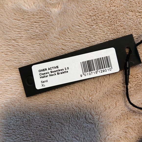 Oner Active Sports Bra - Picture 3 of 3